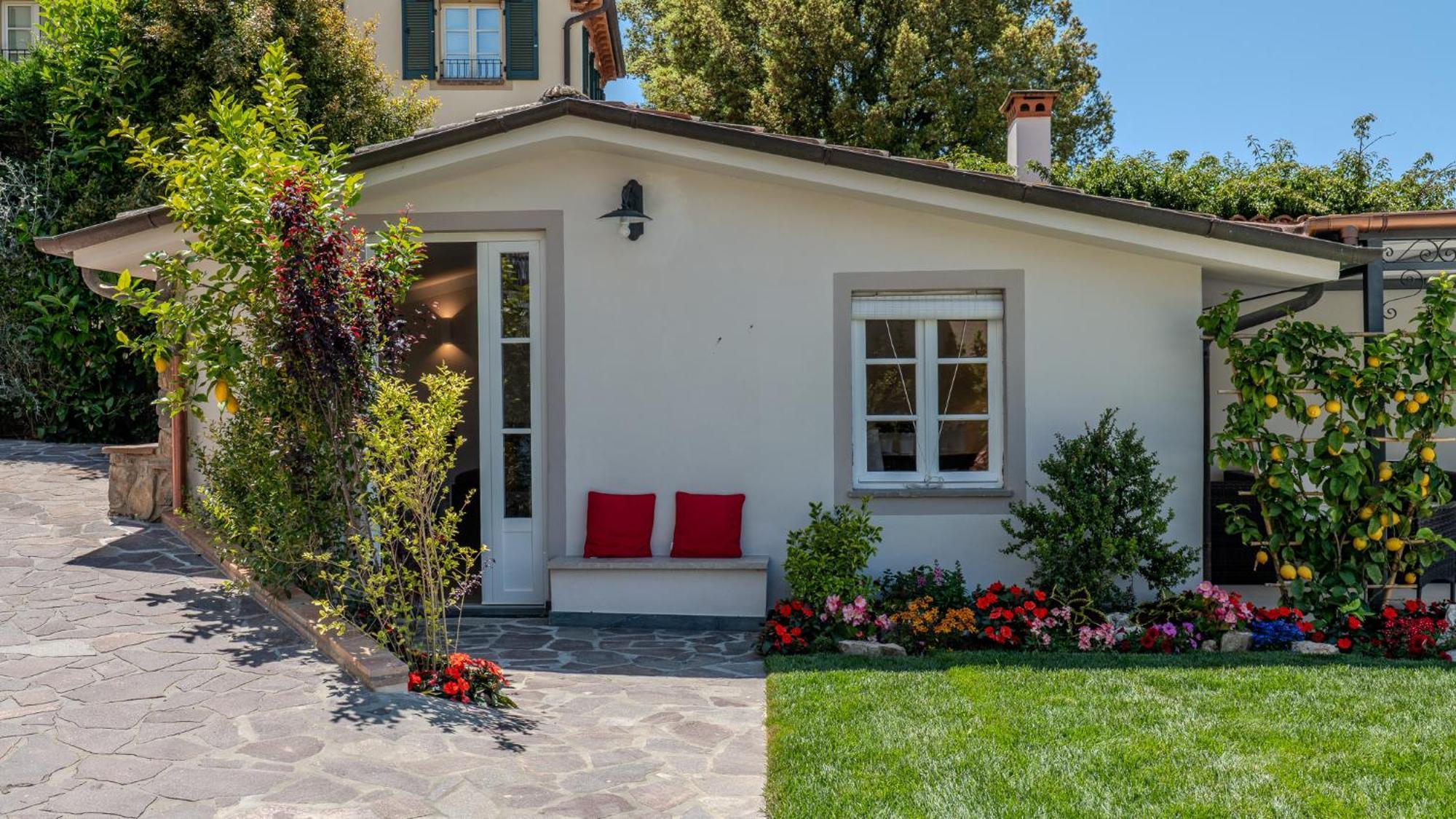 Villa Elena 9&1, Emma Villas Stiava 外观 照片