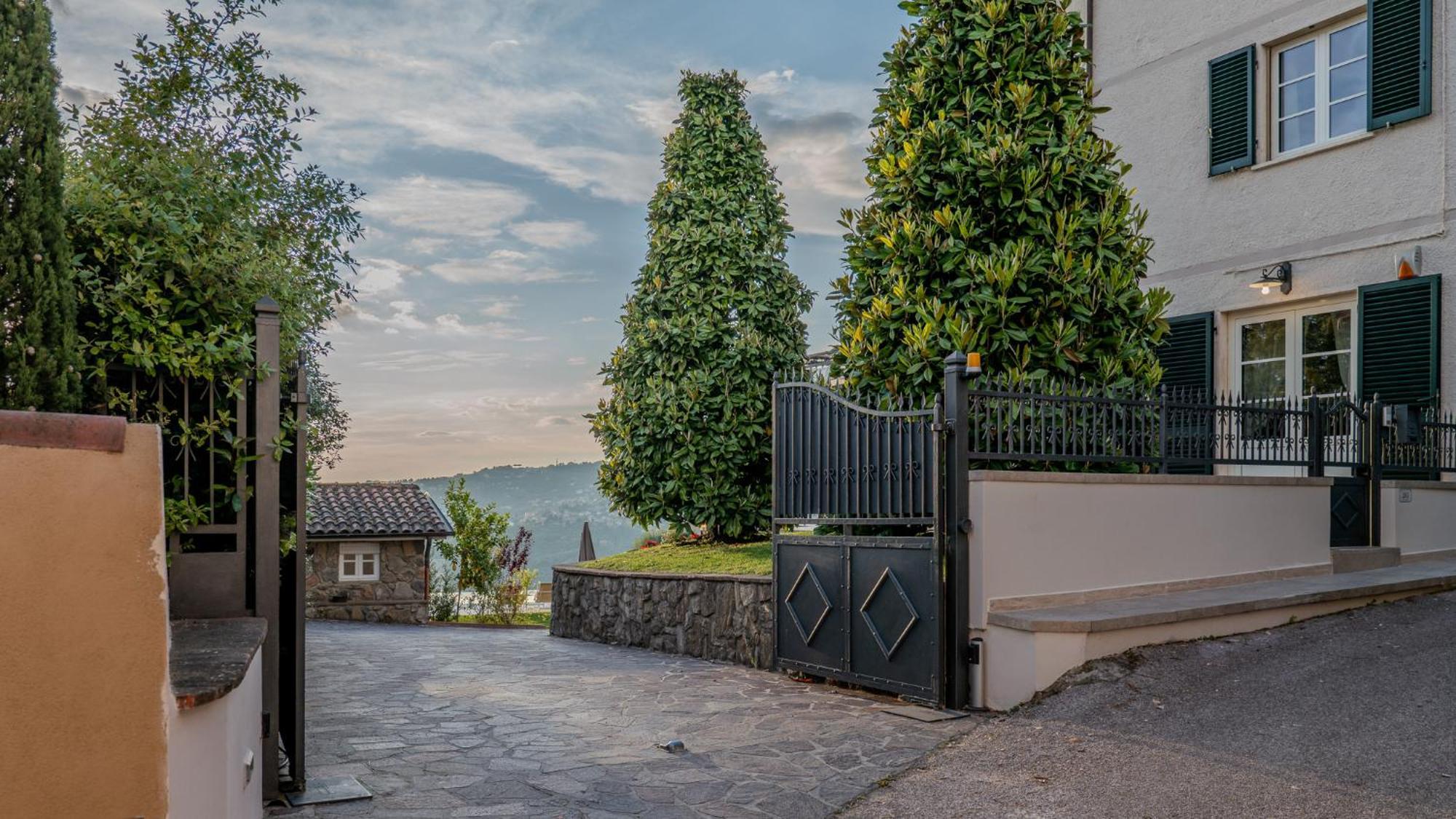 Villa Elena 9&1, Emma Villas Stiava 外观 照片